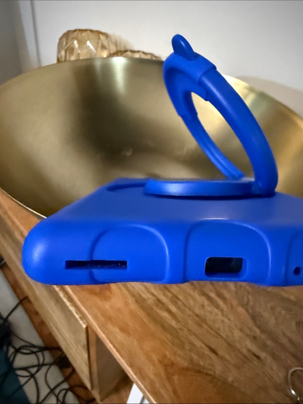 Blue Kids Tablet with Protective Case - Picture 3 of 4